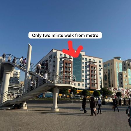 Backpackers Heaven ! 18 Beds In A 2 Bedroom Apartment In Front Of Union Metro Station Diera Дубай Экстерьер фото